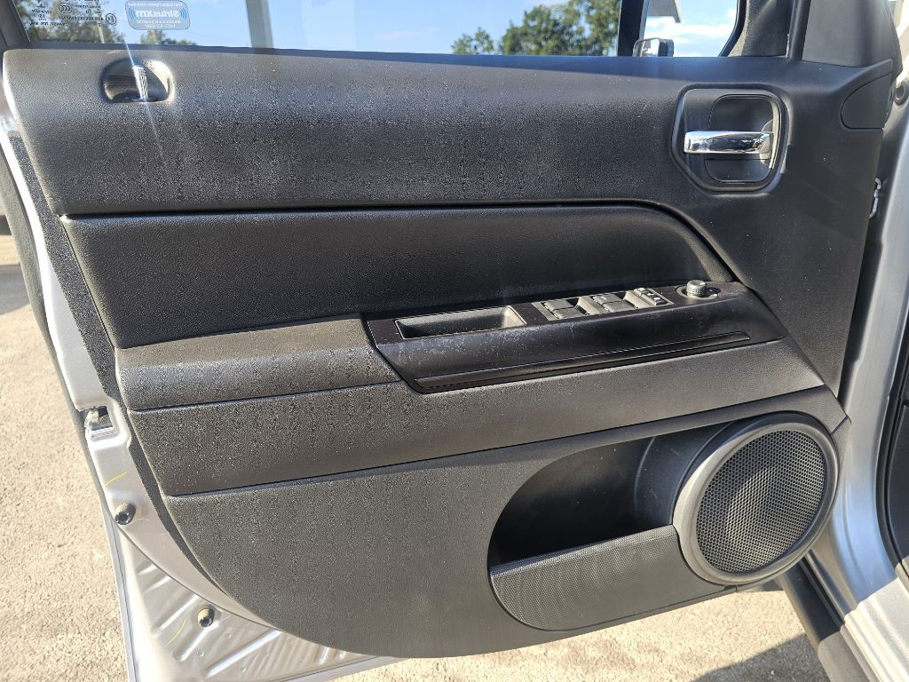 2017 Jeep Patriot Image 46