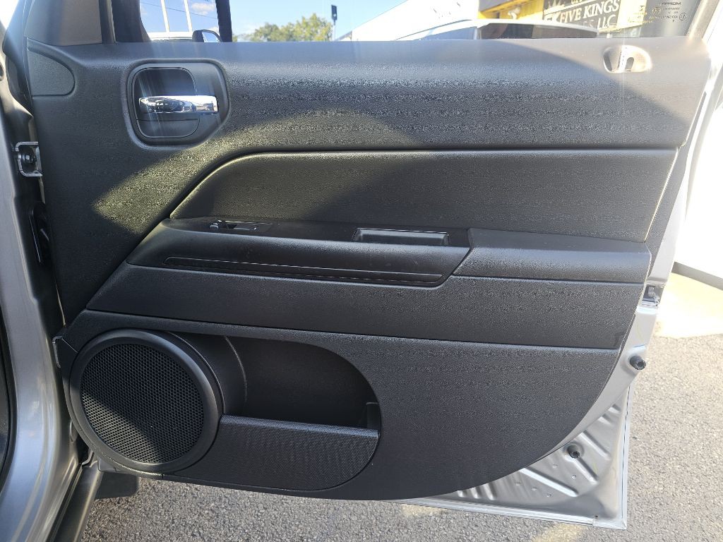 2017 Jeep Patriot Image 59