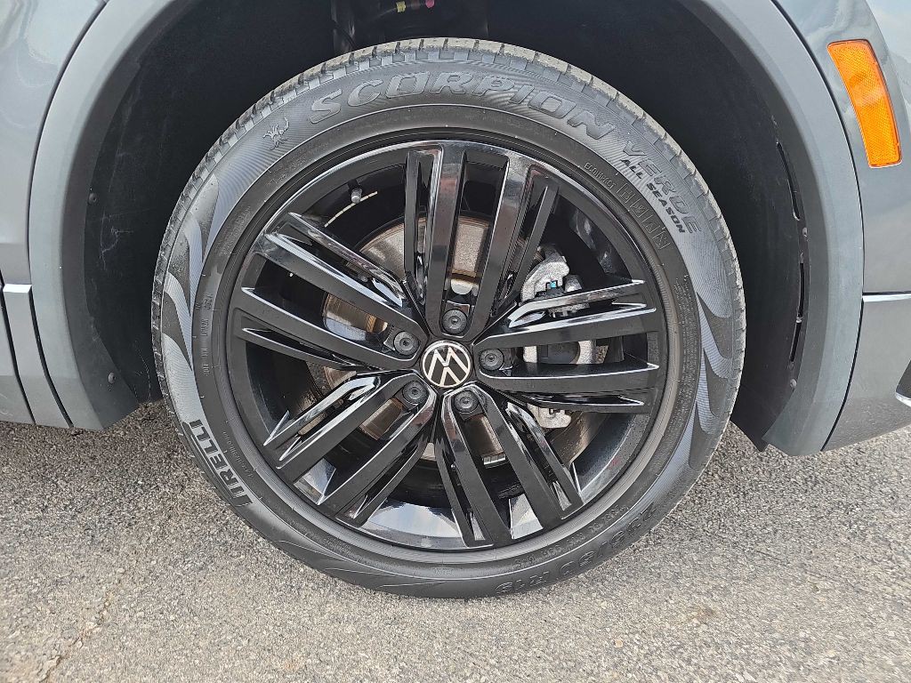 2022 Volkswagen Tiguan Image 33