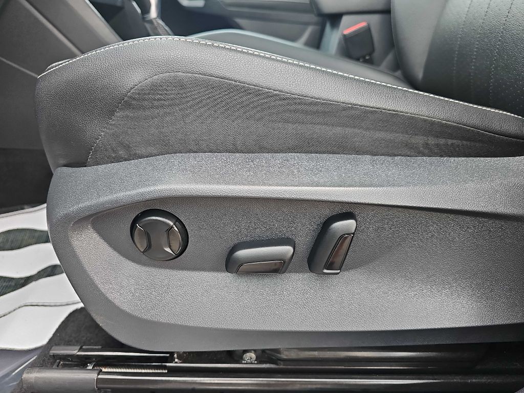 2022 Volkswagen Tiguan Image 37