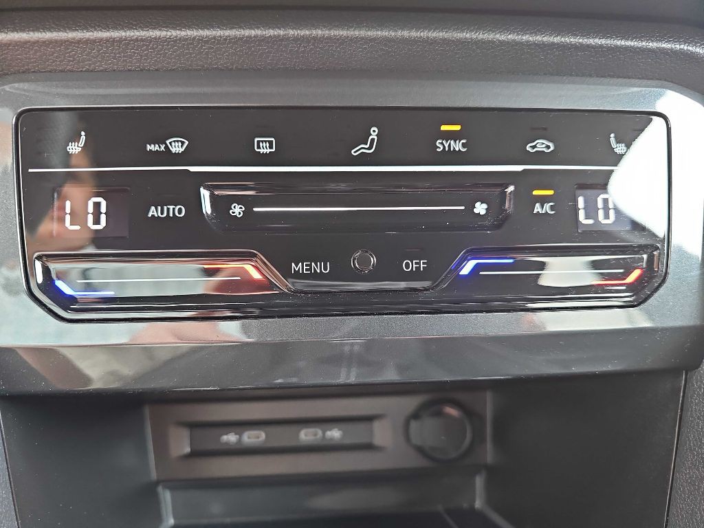 2022 Volkswagen Tiguan Image 44