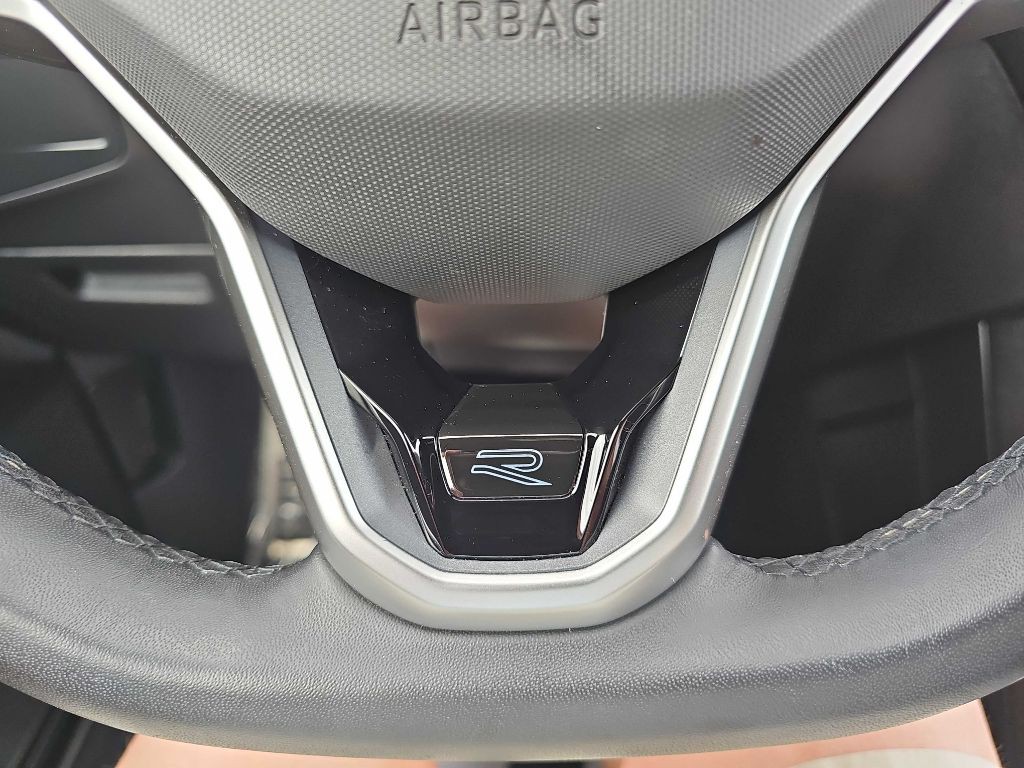 2022 Volkswagen Tiguan Image 52