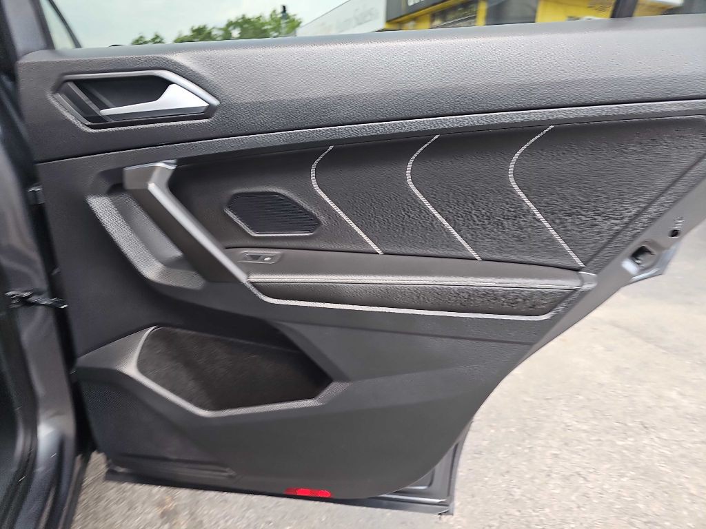 2022 Volkswagen Tiguan Image 69