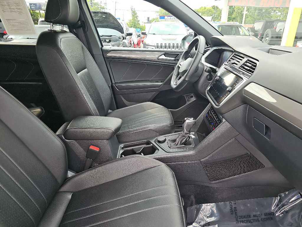 2022 Volkswagen Tiguan Image 70