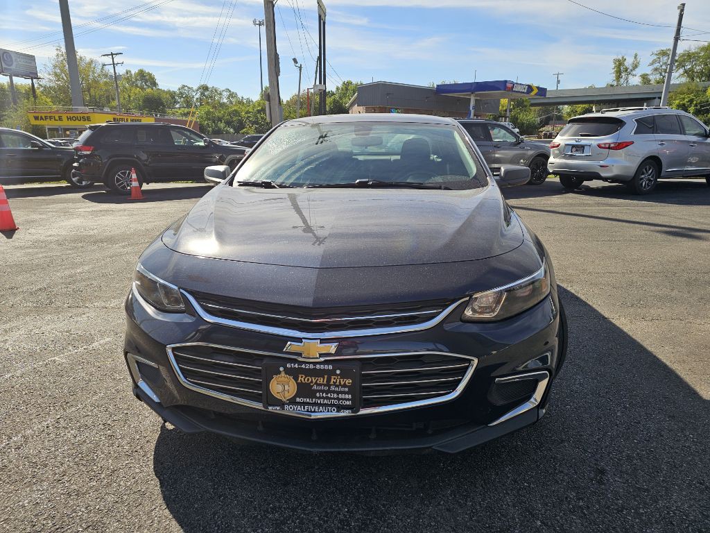 2018 Chevrolet Malibu Image 3
