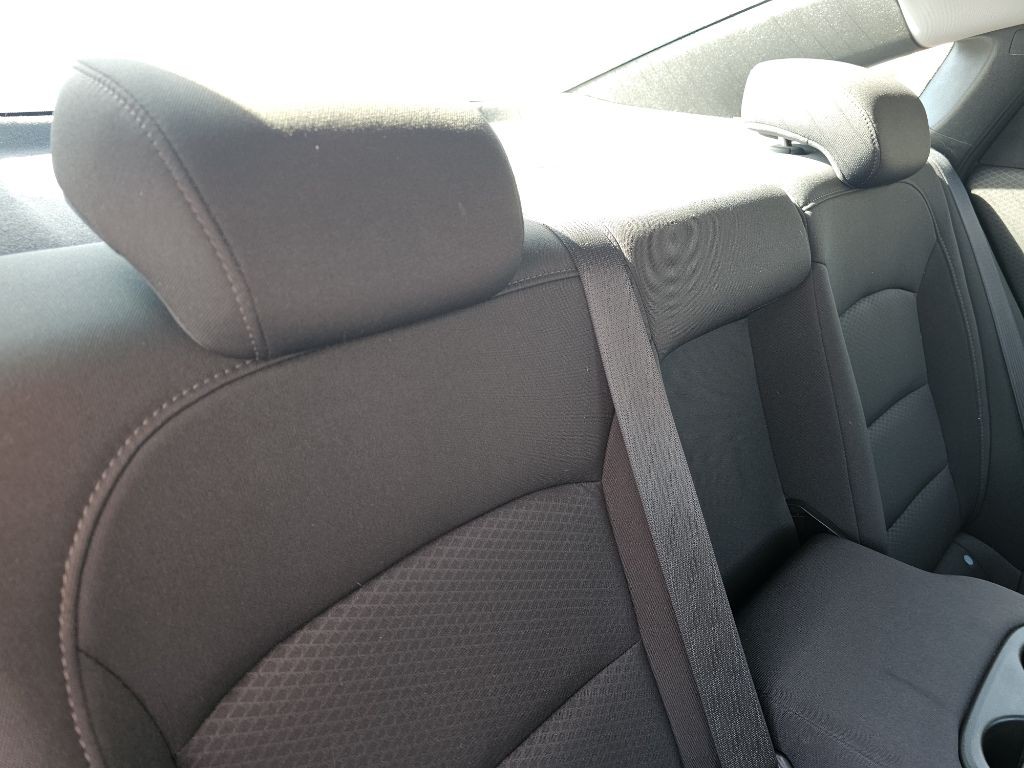 2018 Chevrolet Malibu Image 32