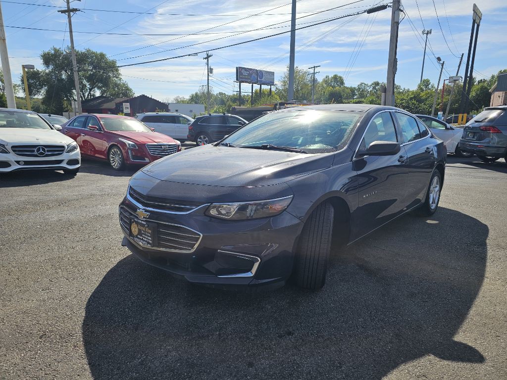 2018 Chevrolet Malibu Image 3