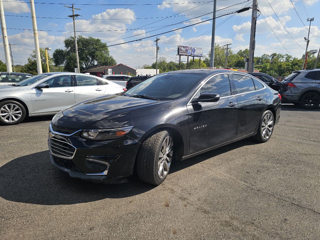 2016 Chevrolet Malibu Image 2