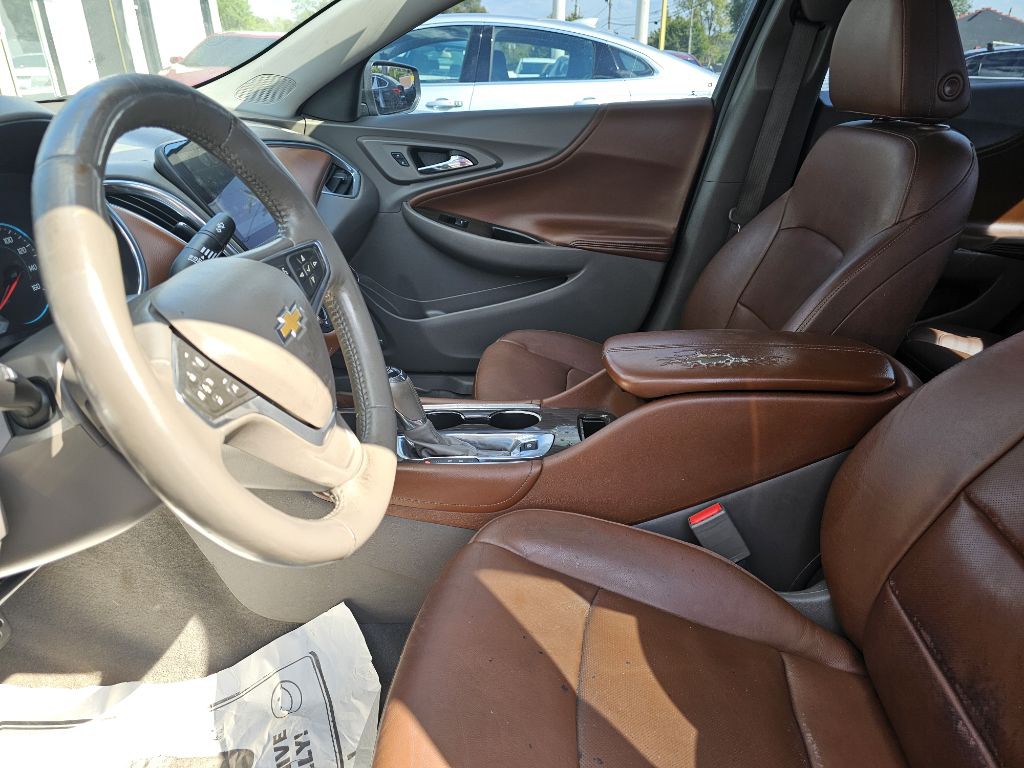 2016 Chevrolet Malibu Image 15