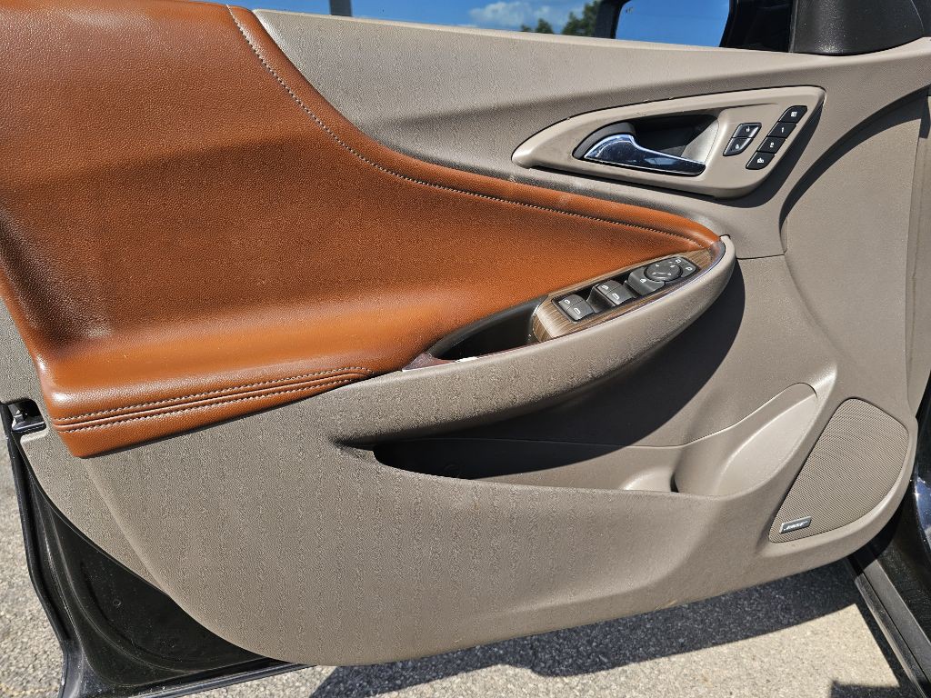 2016 Chevrolet Malibu Image 20