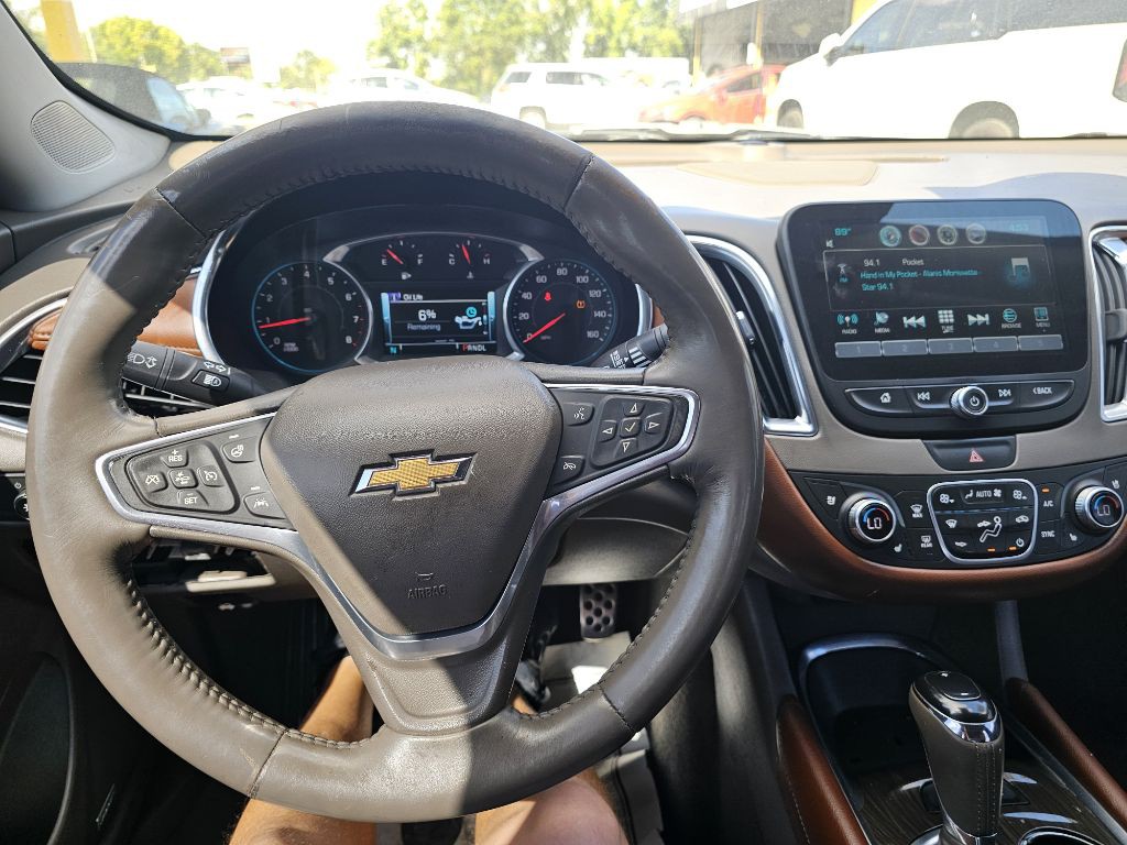 2016 Chevrolet Malibu Image 21
