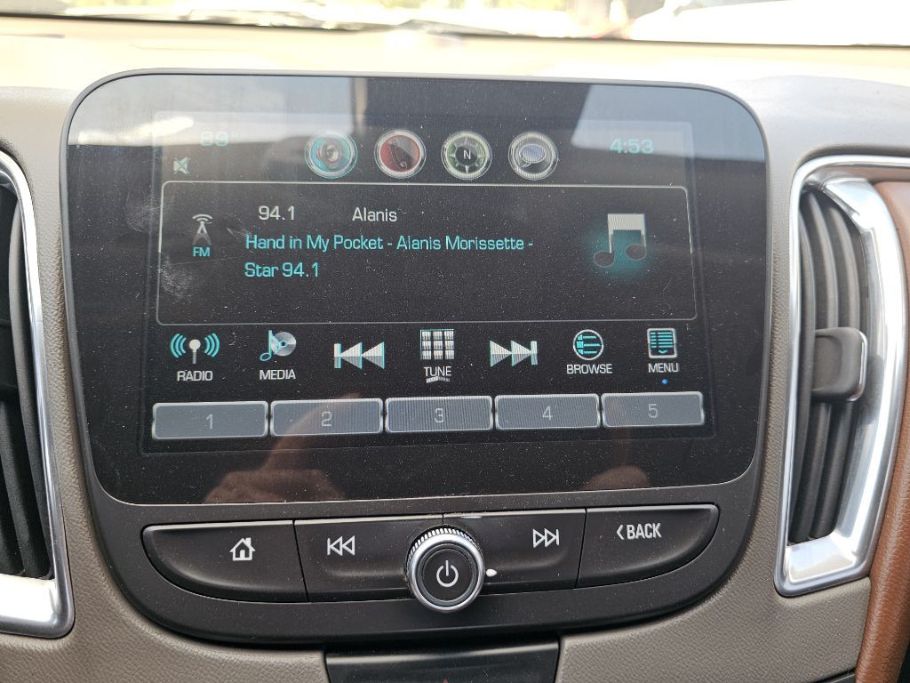 2016 Chevrolet Malibu Image 24