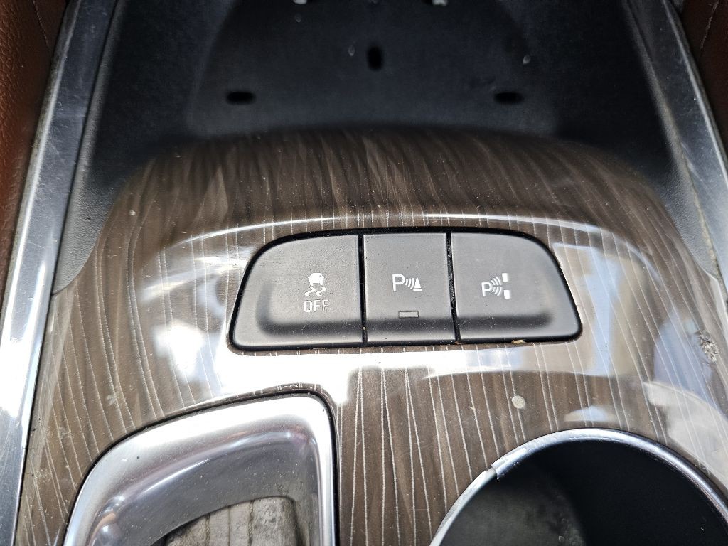 2016 Chevrolet Malibu Image 25