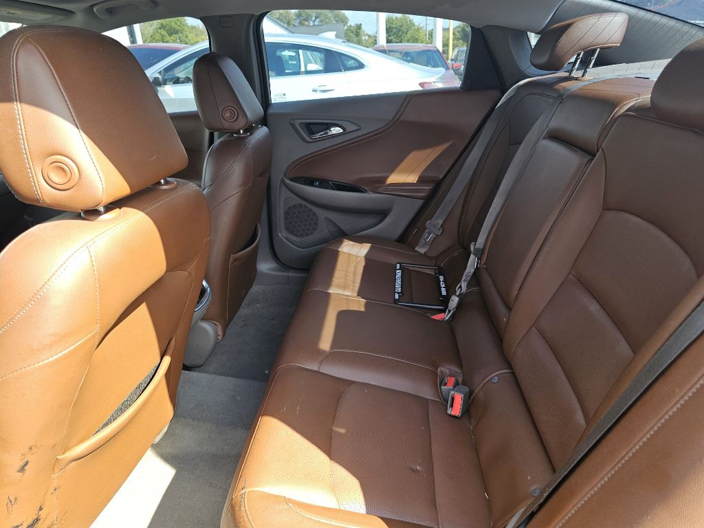 2016 Chevrolet Malibu Image 31