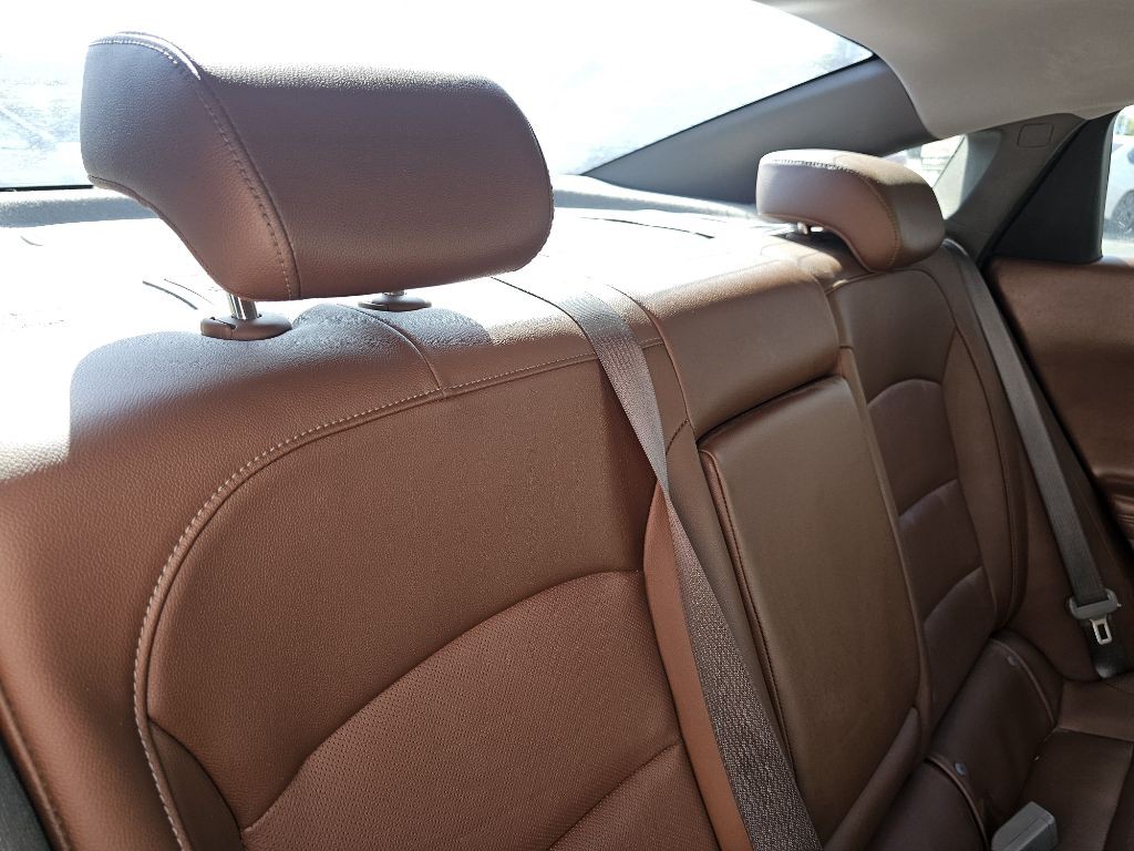 2016 Chevrolet Malibu Image 35