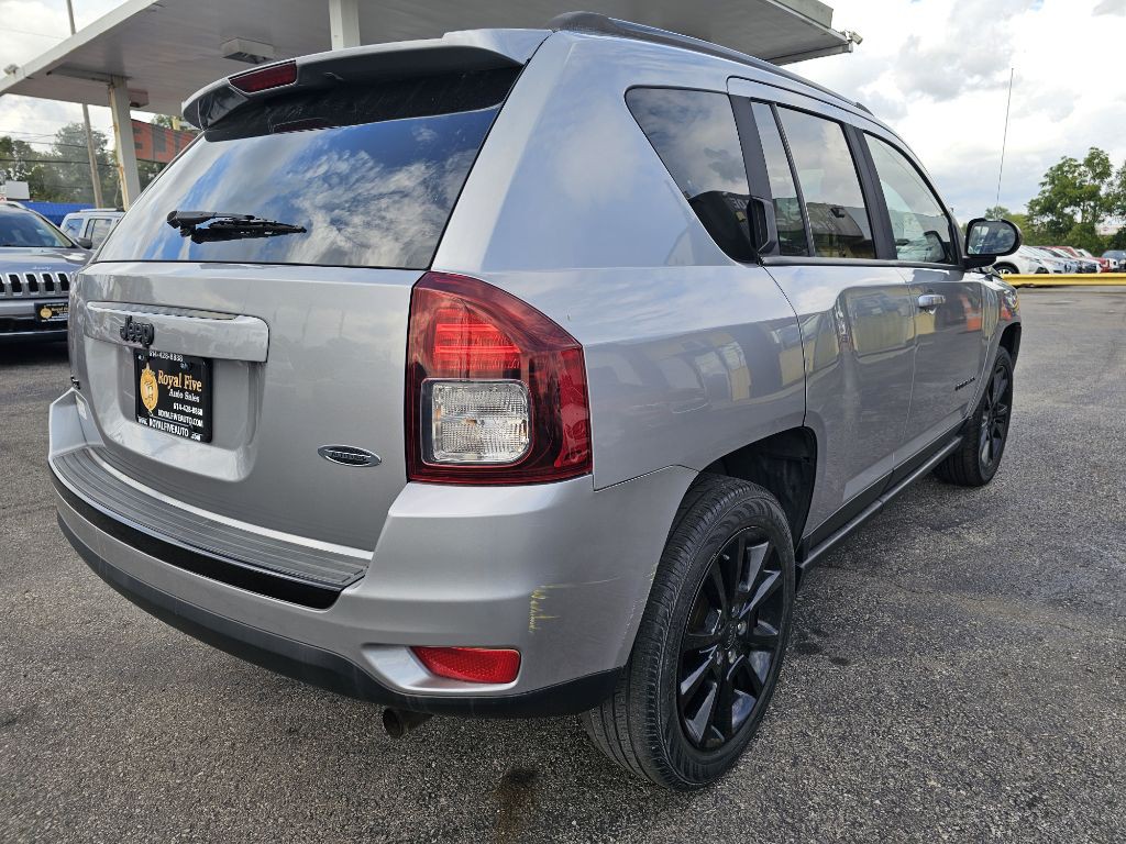2015 Jeep Compass Image 16
