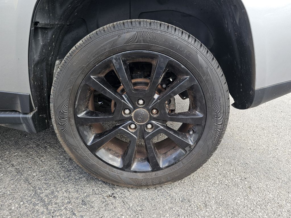 2015 Jeep Compass Image 22