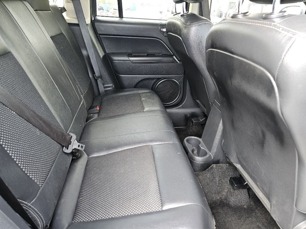 2015 Jeep Compass Image 39