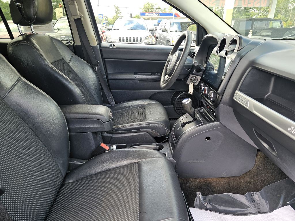 2015 Jeep Compass Image 42