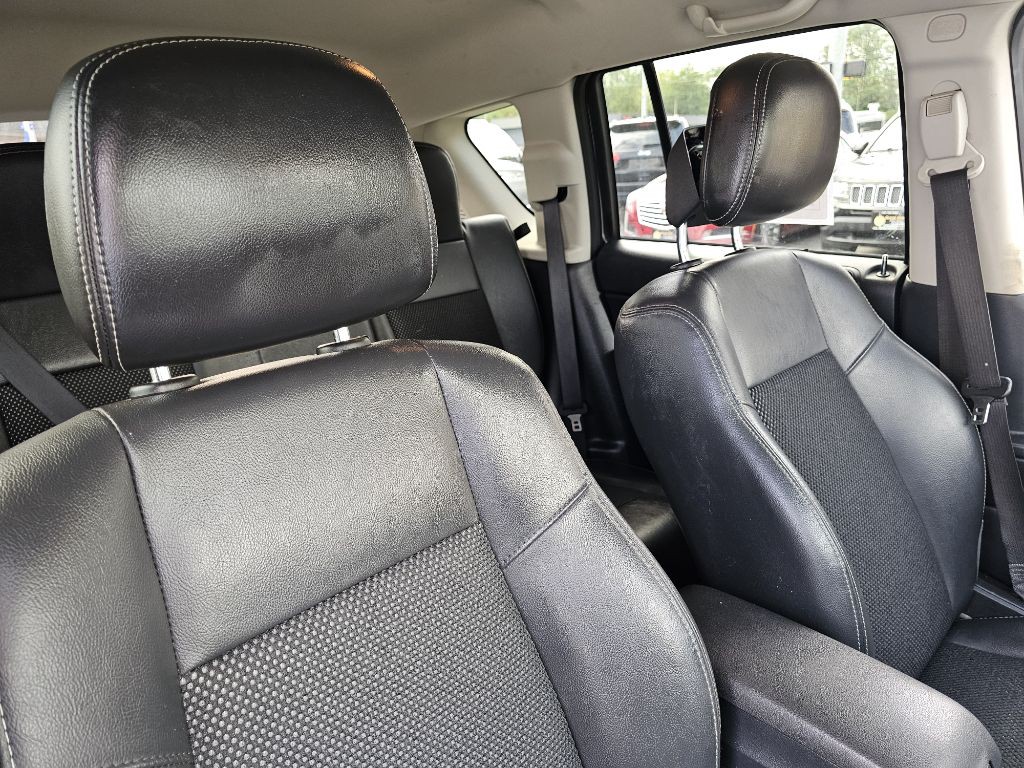 2015 Jeep Compass Image 43