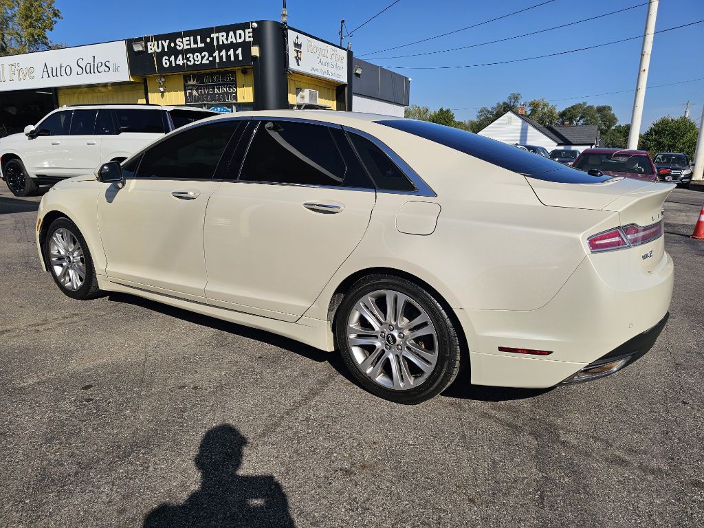 2015 Lincoln MKZ Image 9