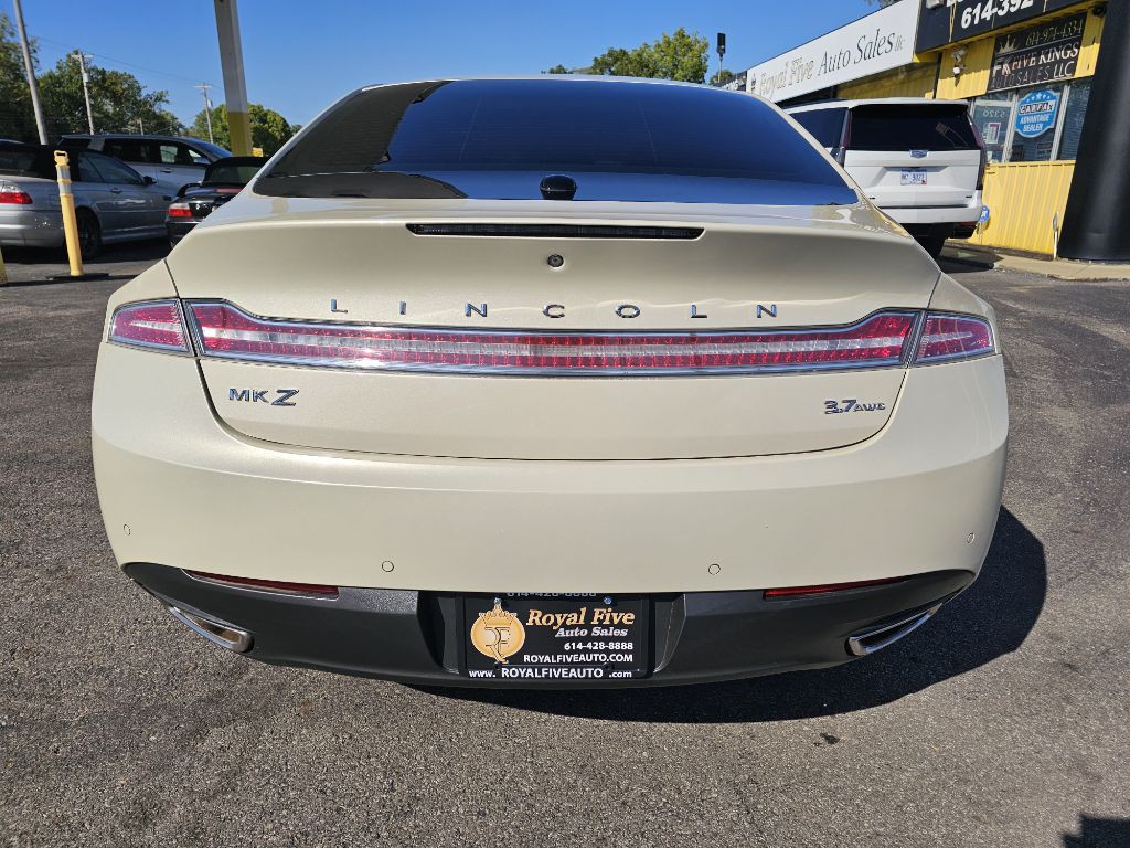 2015 Lincoln MKZ Image 10