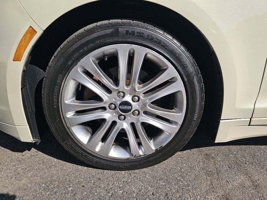 2015 Lincoln MKZ Image 15