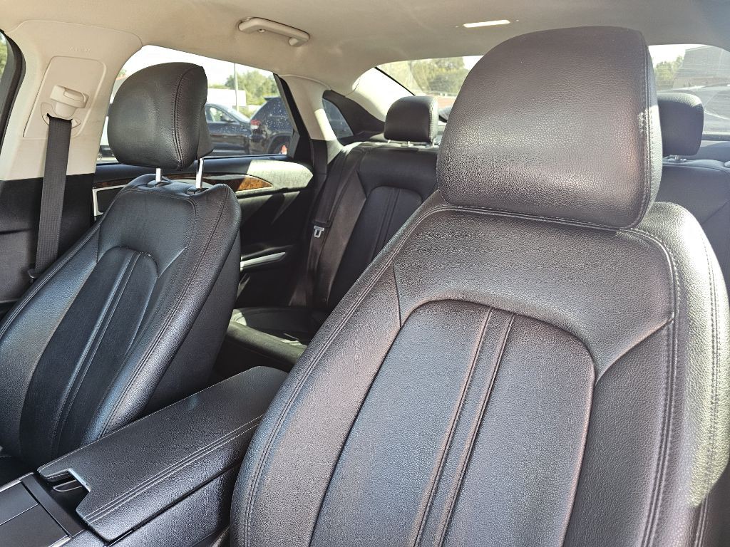 2015 Lincoln MKZ Image 20