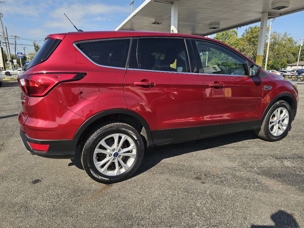 2019 Ford Escape Image 17