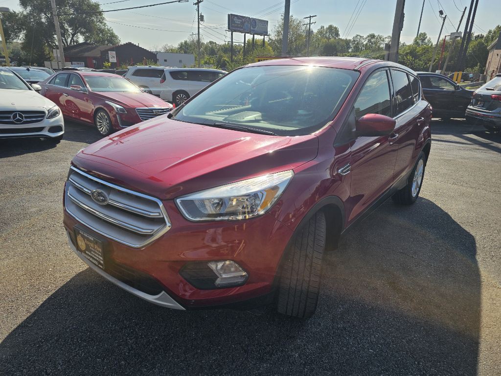 2019 Ford Escape Image 2