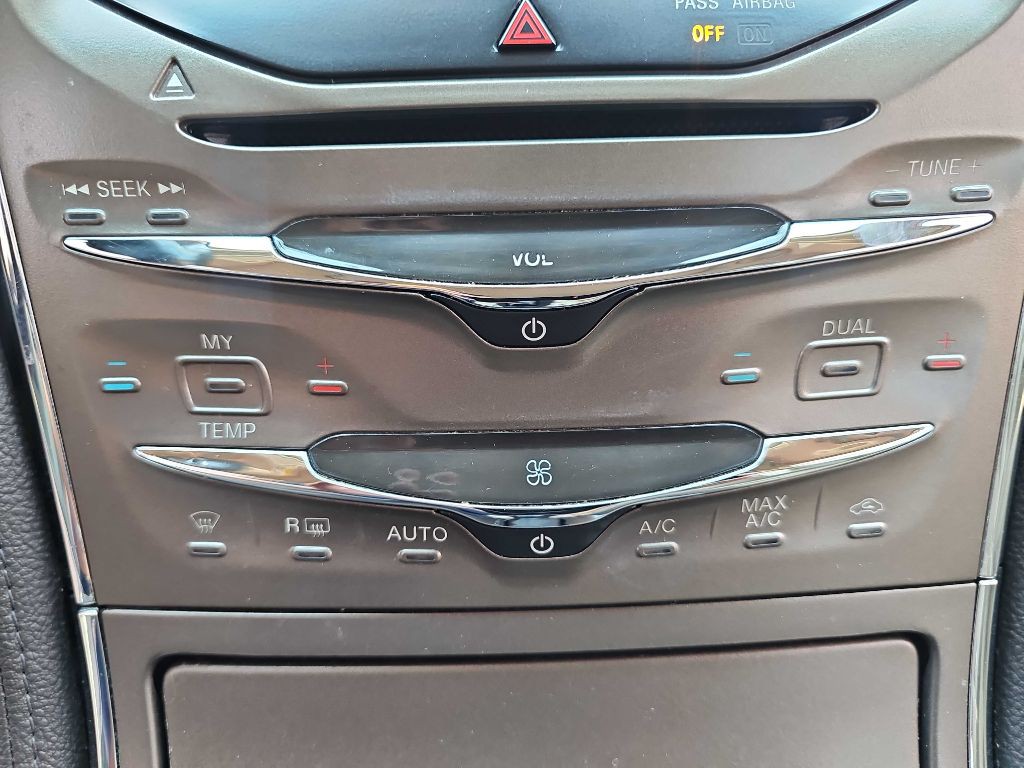 2013 Lincoln MKX Image 37