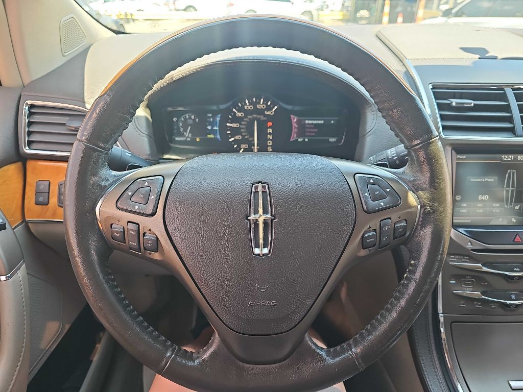 2013 Lincoln MKX Image 40