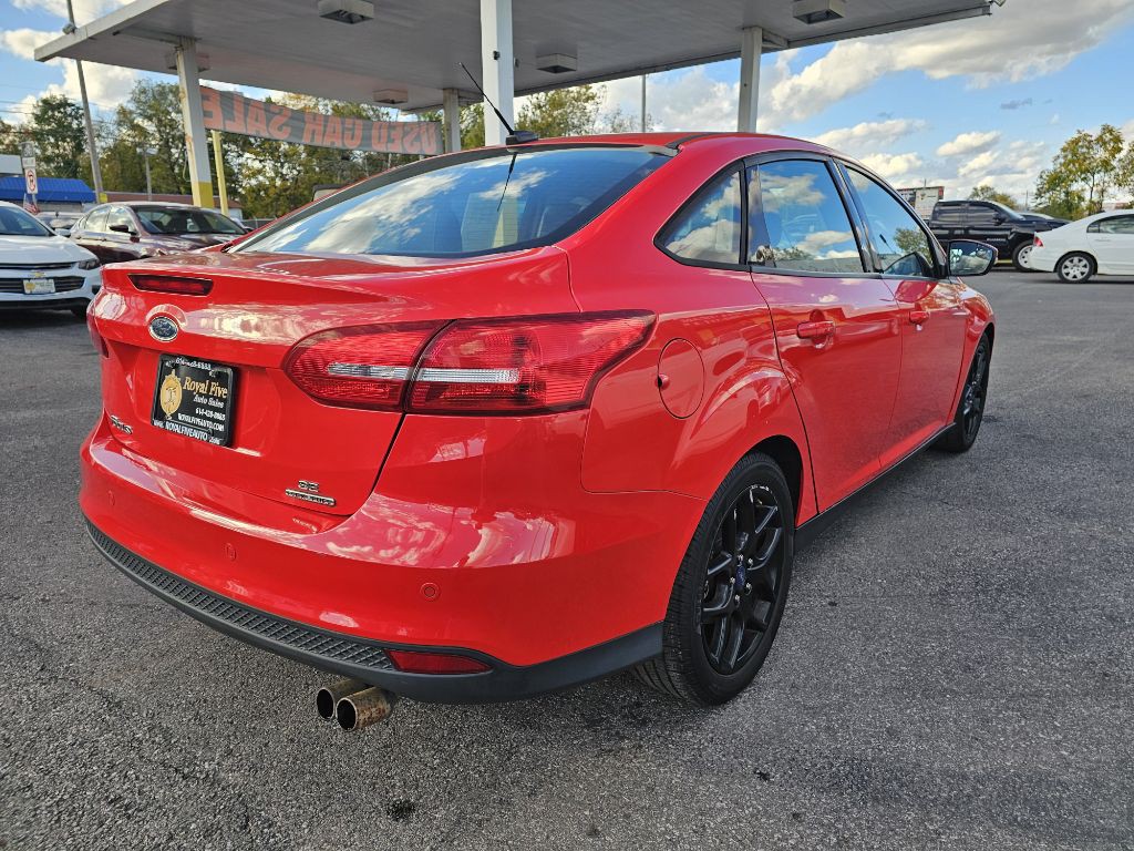2016 Ford Focus Image 13