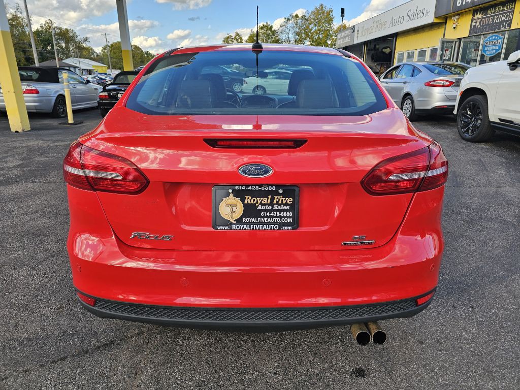 2016 Ford Focus Image 14