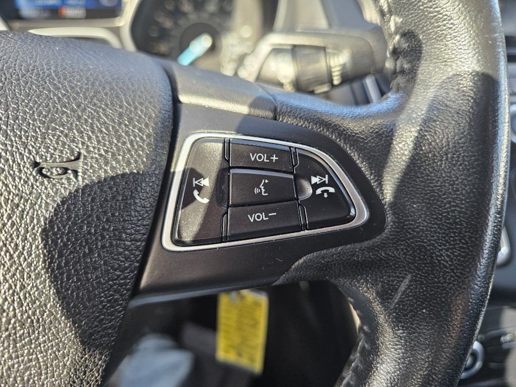 2016 Ford Focus Image 33