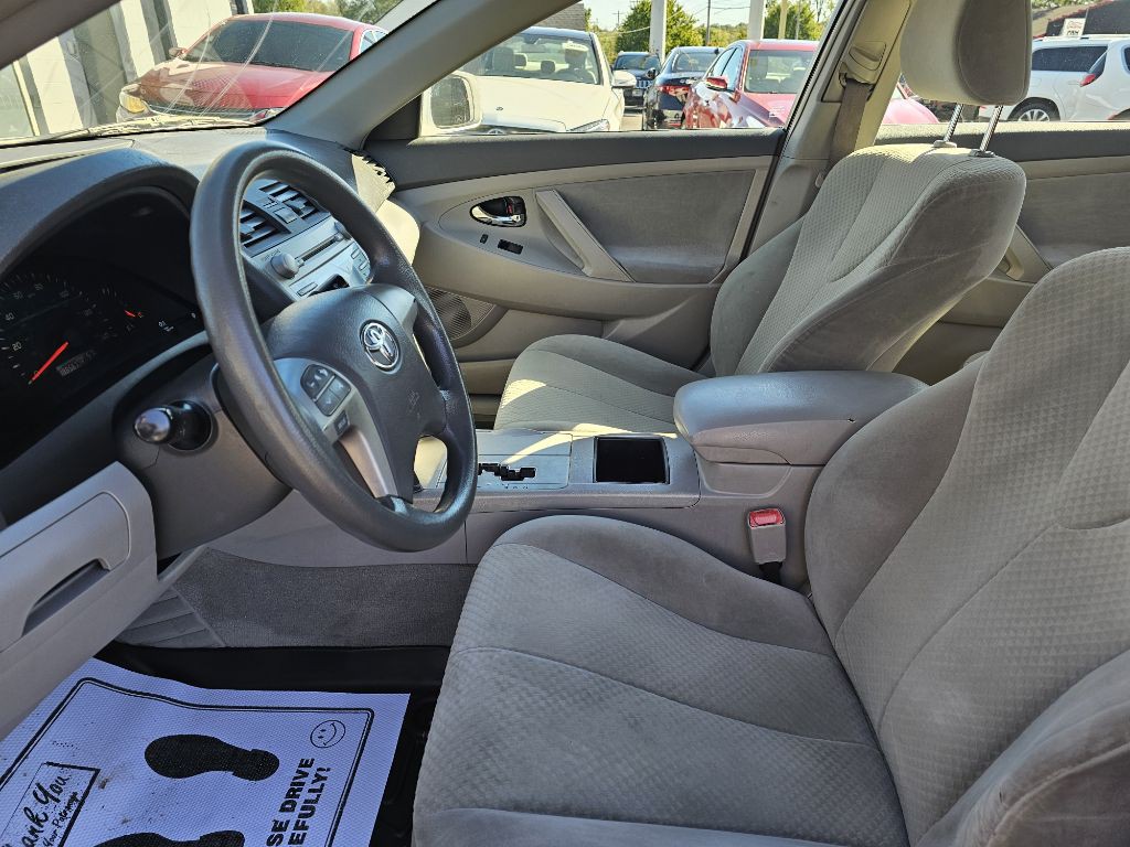 2009 Toyota Camry Image 13