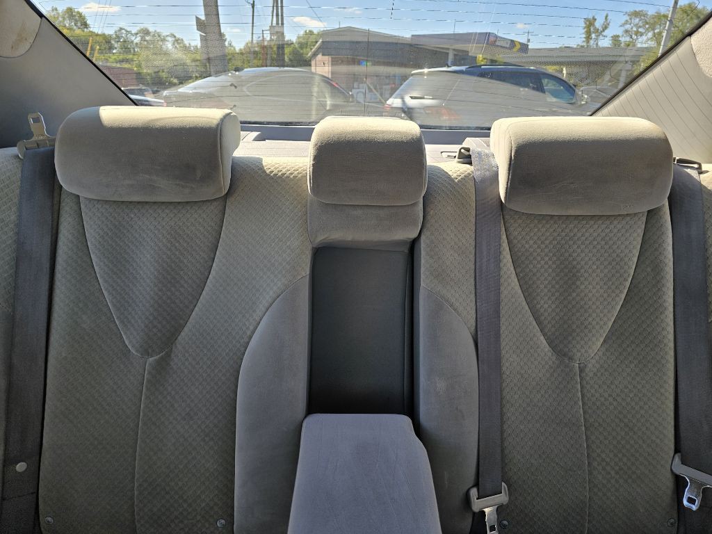 2009 Toyota Camry Image 16