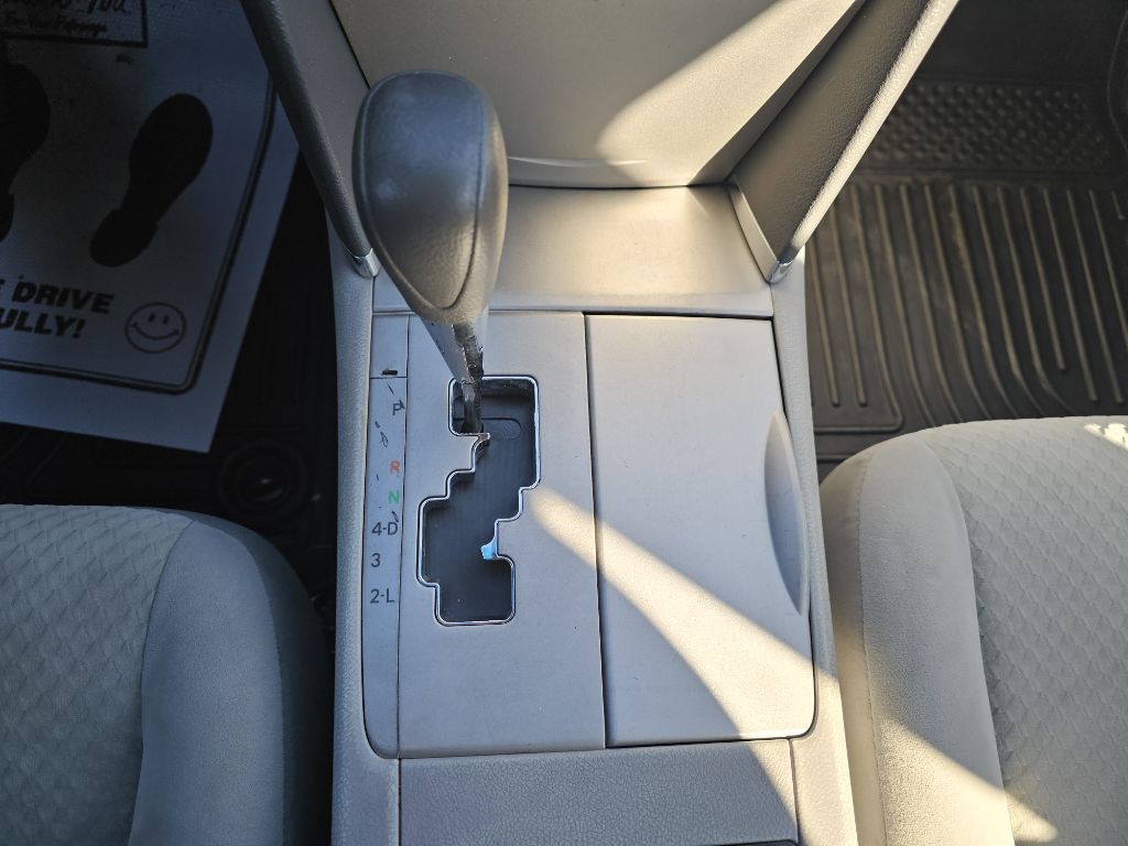 2009 Toyota Camry Image 19