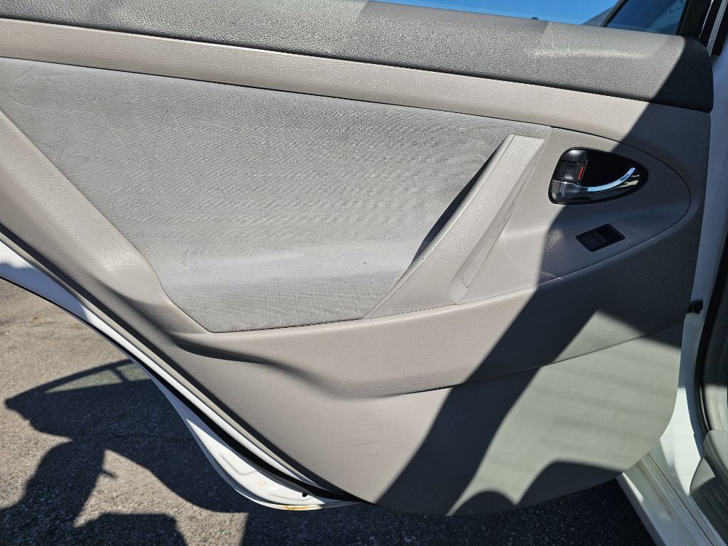 2009 Toyota Camry Image 24