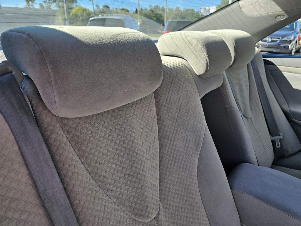 2009 Toyota Camry Image 26