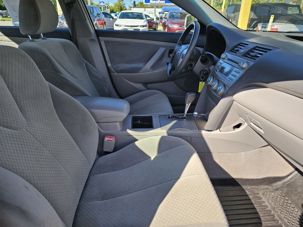 2009 Toyota Camry Image 29