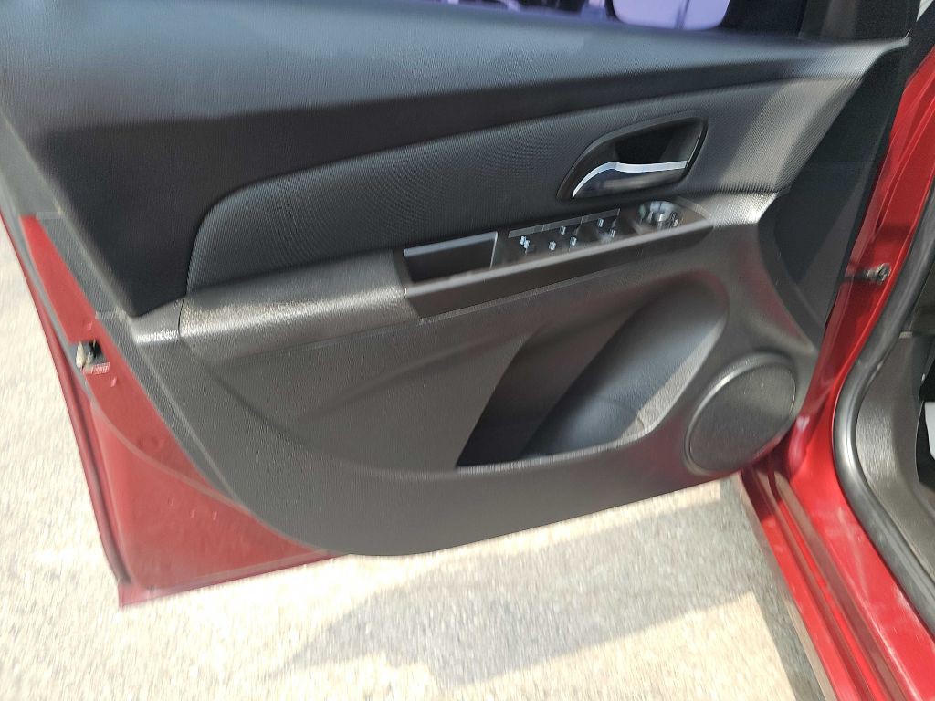 2016 Chevrolet Cruze Image 29