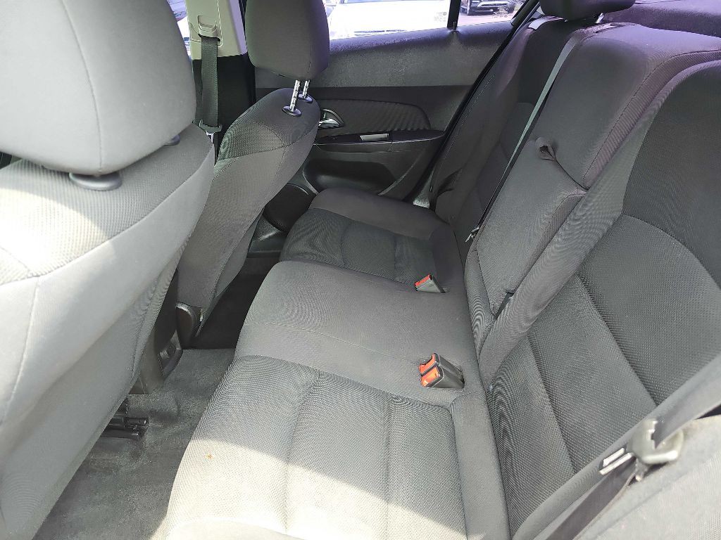 2016 Chevrolet Cruze Image 34