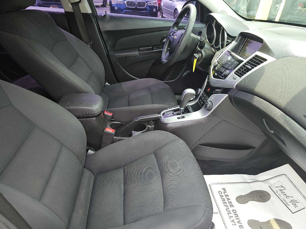 2016 Chevrolet Cruze Image 40
