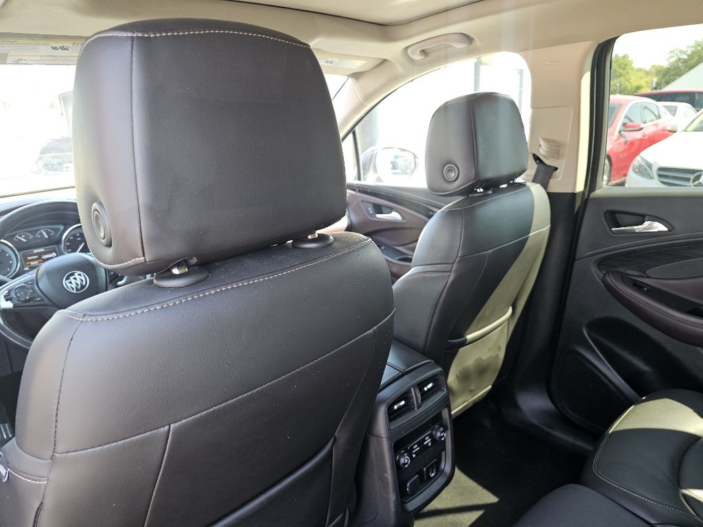 2017 Buick Envision Image 40