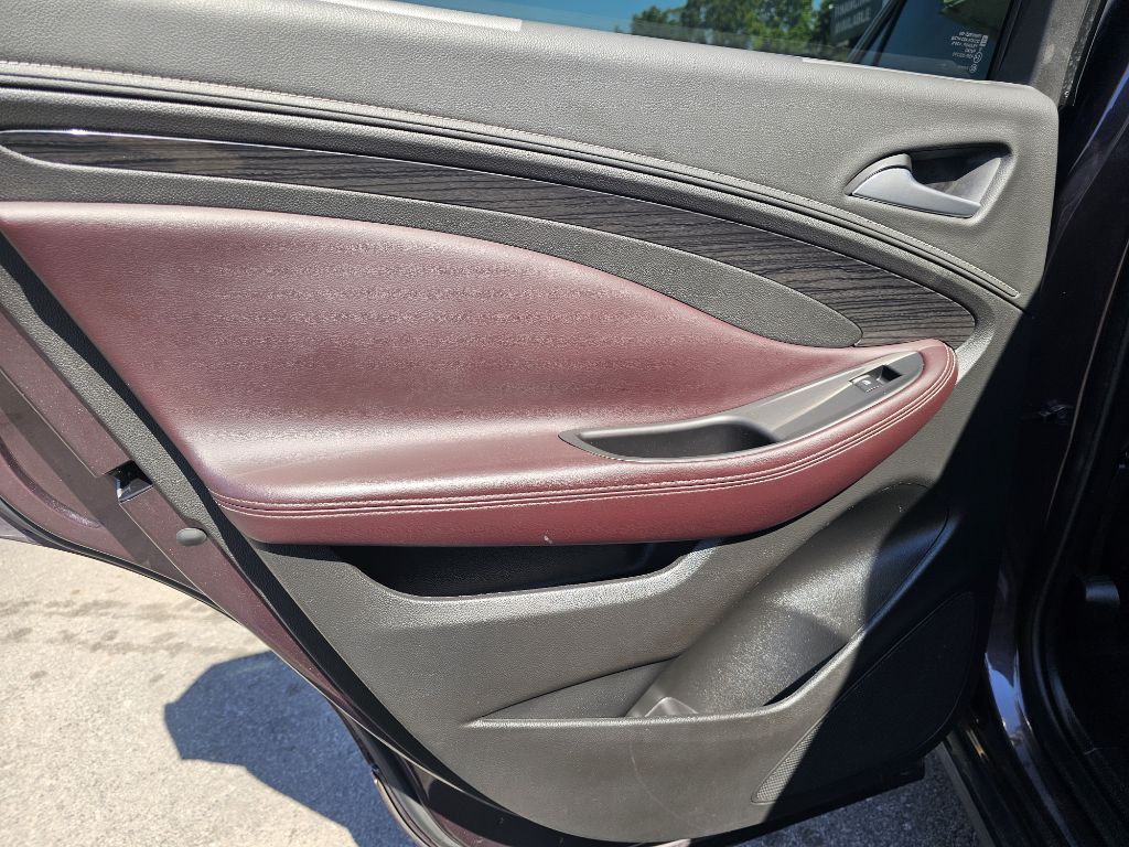 2017 Buick Envision Image 75