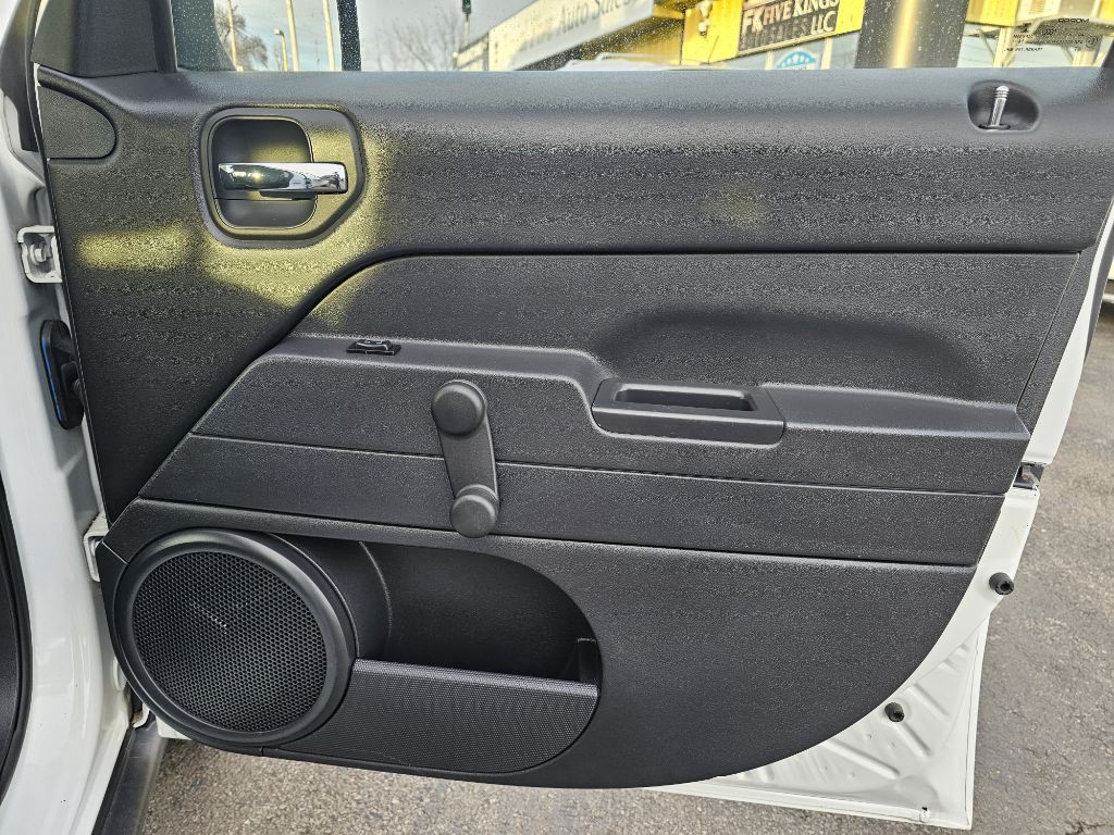 2017 Jeep Patriot Image 42