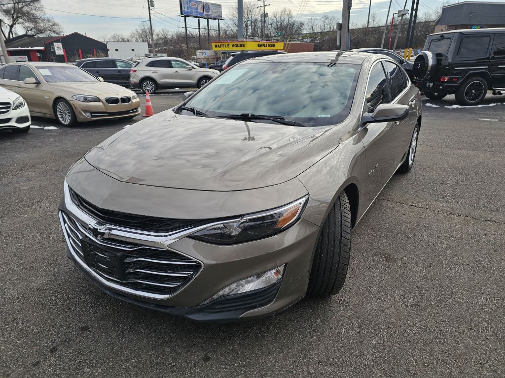 2020 Chevrolet Malibu Image 2