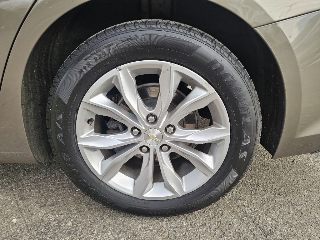 2020 Chevrolet Malibu Image 20