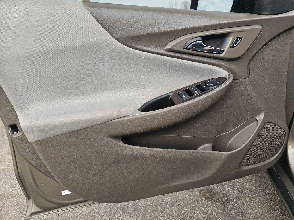 2020 Chevrolet Malibu Image 24